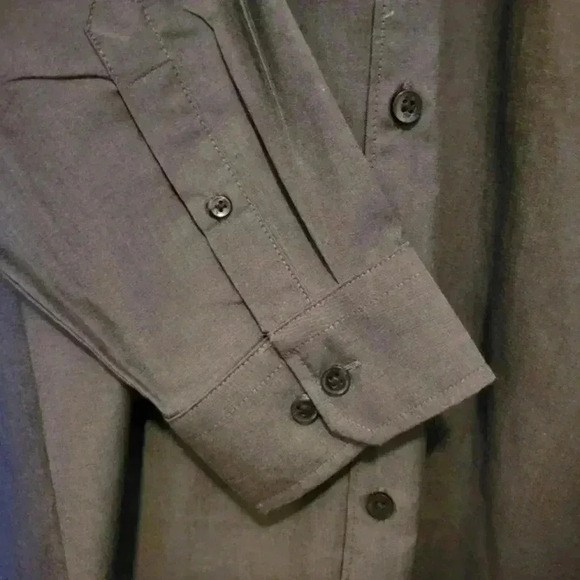 NWT Van Heusen Black Longsleeve Button Down, Size 2XL - Picture 4 of 9